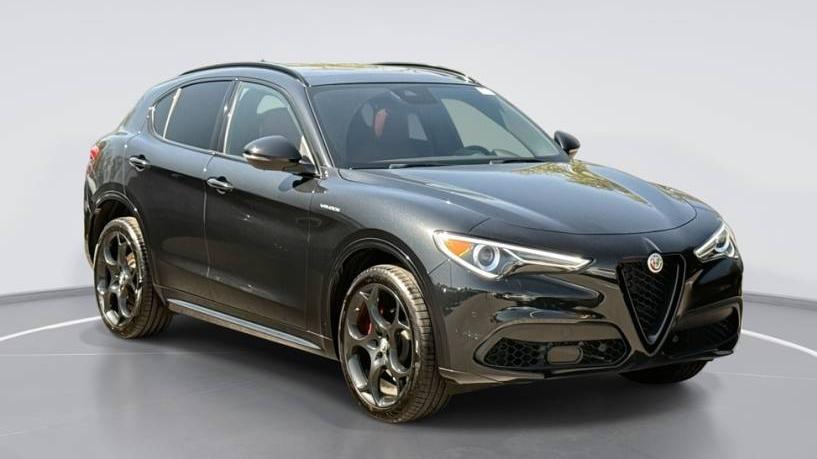 ALFA ROMEO STELVIO 2023 ZASPAKBNXP7D66394 image